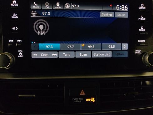 Used 2020 Honda Accord EX image 25