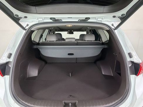 Used 2020 Hyundai Santa Fe Limited AWD/4WD image 29