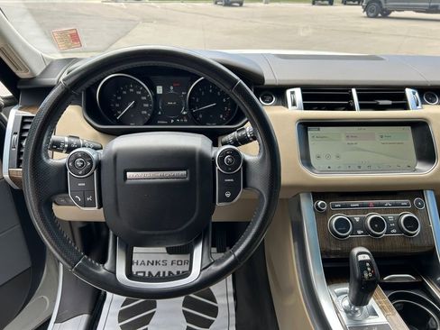 Used 2017 Land Rover Range Rover Sport HSE AWD/4WD image 9