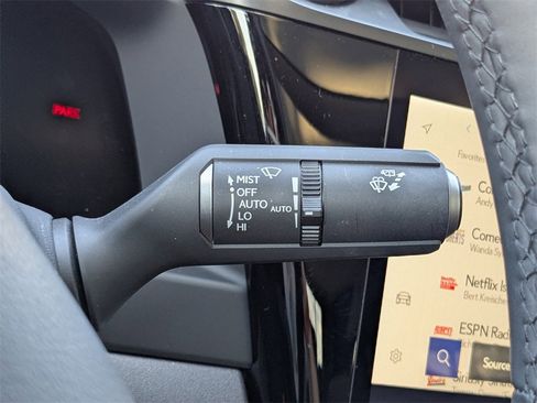 Used 2023 Lexus RZ 450e Premium image 35