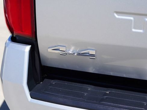 Used 2024 Toyota Tacoma SR5 AWD/4WD image 13