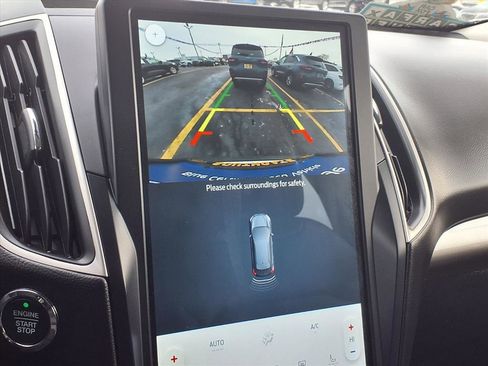 Certified 2024 Ford Edge SEL w/ Convenience Package image 8