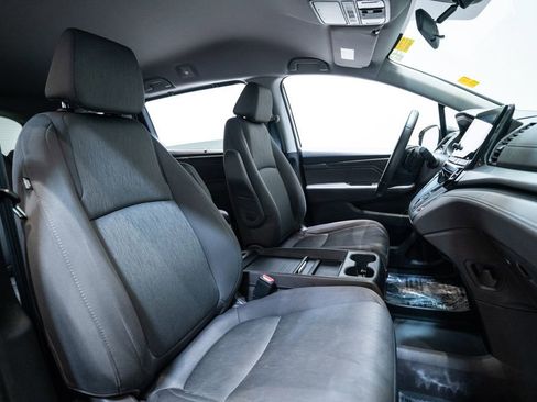 Used 2019 Honda Odyssey EX image 13