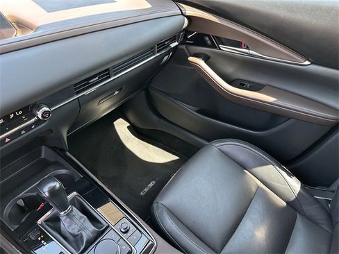 Used 2021 MAZDA CX-30 AWD 2.5 S w/ Premium Package image 28