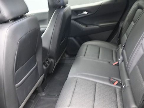 New 2026 Chevrolet Equinox LT w/ Convenience Package II image 9