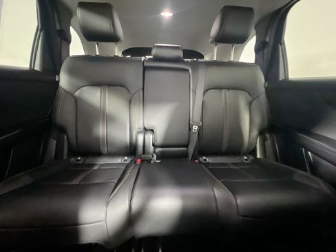 Used 2025 MAZDA CX-90 3.3 Turbo w/ Select Package AWD/4WD image 33