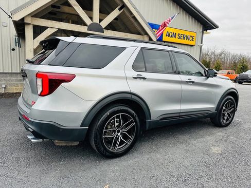 Used 2020 Ford Explorer ST w/ Premium Technology Package image 3