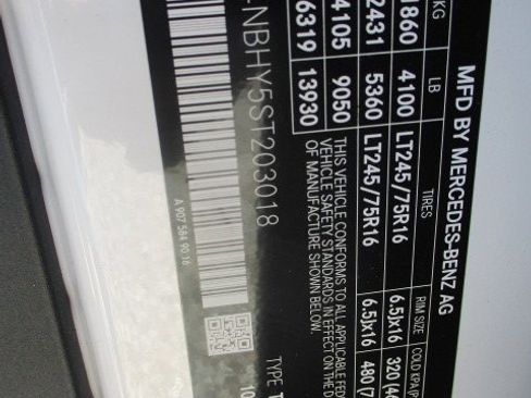 Used 2025 Mercedes-Benz Sprinter 2500 image 10