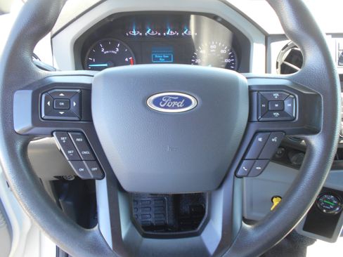 Used 2023 Ford F650 2WD Regular Cab Super Duty image 17
