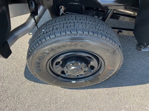 New 2025 RAM 2500 Tradesman image 22