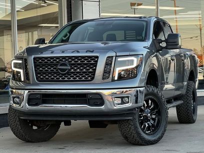 Used 2019 Nissan Titan SV w/ SV Convenience Package