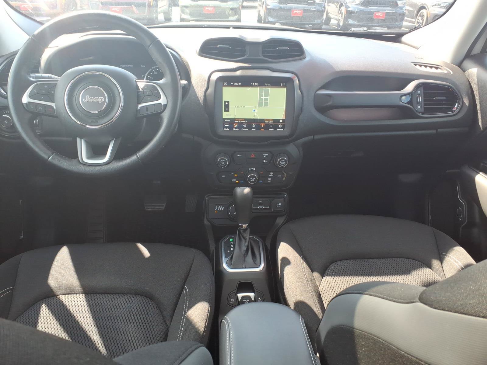 Used 2023 Jeep Renegade Altitude w/ Sun/Sound Group AWD/4WD image 12