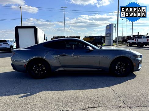 Used 2025 Ford Mustang GT image 8