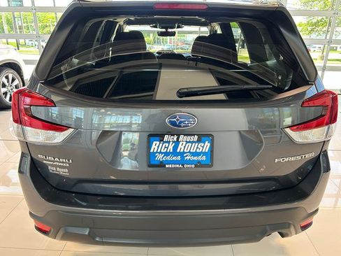 Used 2024 Subaru Forester Premium AWD/4WD image 9