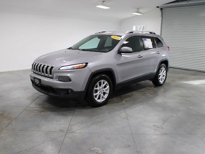 Used 2018 Jeep Cherokee Latitude