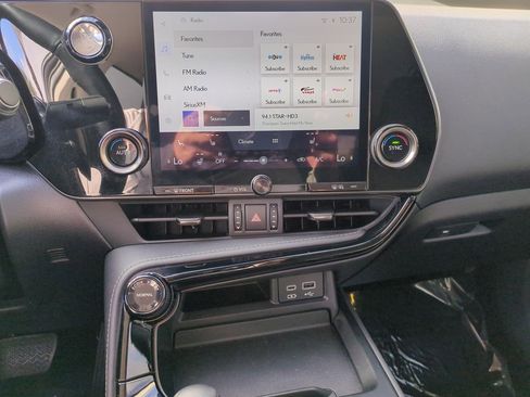 Certified 2022 Lexus NX 350 AWD image 23