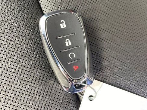 Certified 2025 Chevrolet Trax ACTIV w/ Driver Confidence Package image 24