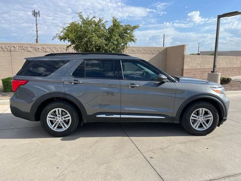 Used 2023 Ford Explorer XLT w/ Equipment Group 202A AWD/4WD image 5