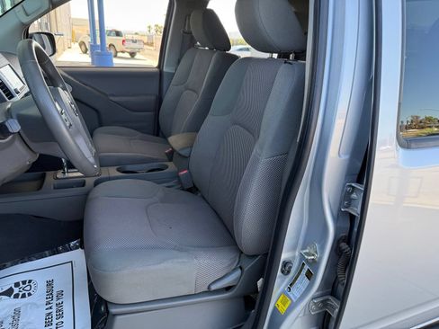 Used 2019 Nissan Frontier SV RWD image 29