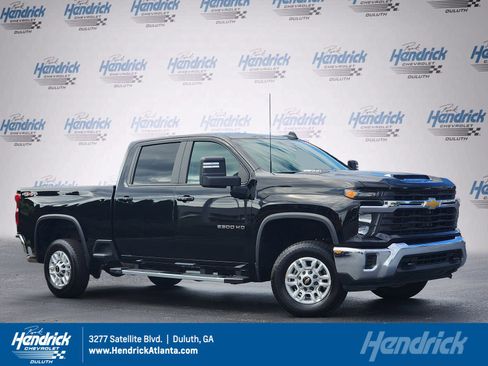 Used 2024 Chevrolet Silverado 2500 LT image 1