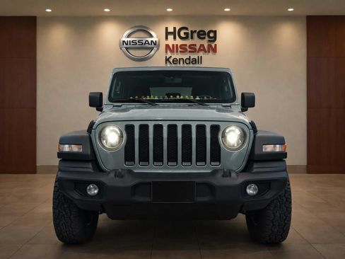 Used 2023 Jeep Wrangler Unlimited Sport AWD/4WD image 5