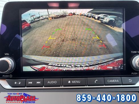 Used 2025 Nissan Altima 2.5 SR image 29