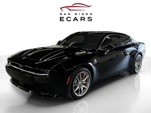 Used 2025 Dodge Charger Daytona Scat Pack w/ Track Pack image 1