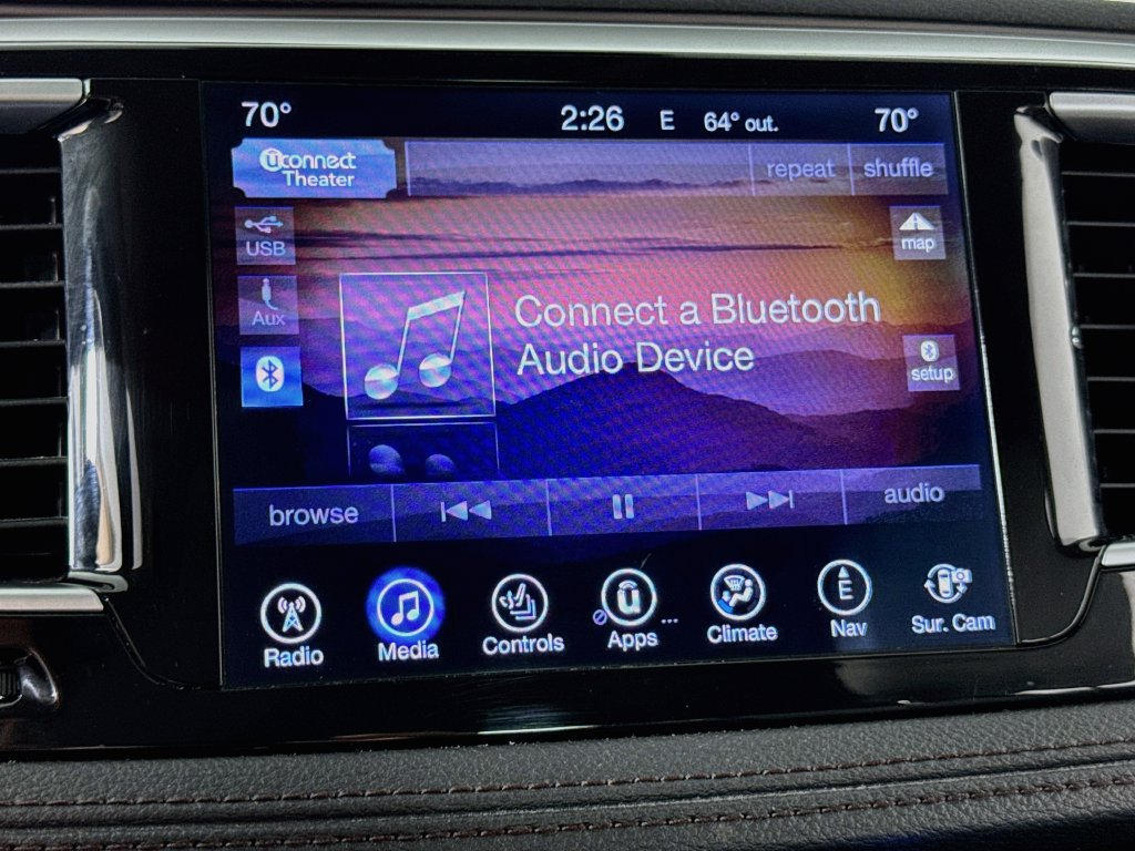 Used 2017 Chrysler Pacifica Limited FWD image 30