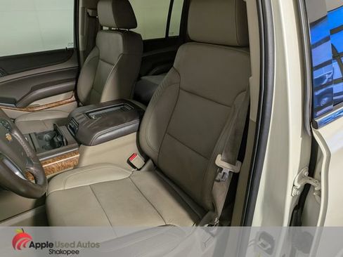 Used 2015 Chevrolet Suburban LTZ AWD/4WD image 17