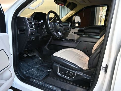 Used 2021 Ford F350 Limited AWD/4WD image 11