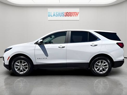 Used 2023 Chevrolet Equinox LT w/ Driver Convenience Package AWD/4WD image 6
