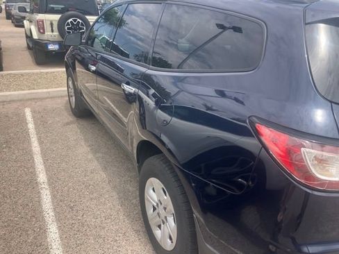 Used 2016 Chevrolet Traverse LS FWD image 5