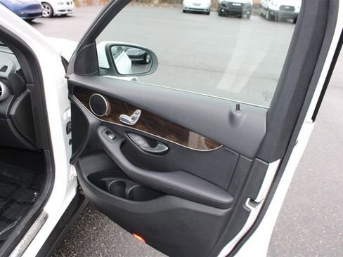 Used 2018 Mercedes-Benz GLC 300 image 16