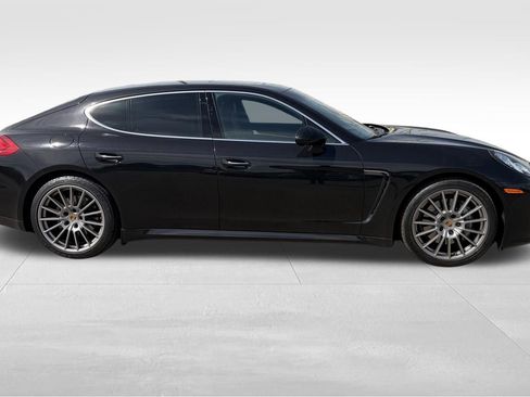Used 2014 Porsche Panamera image 12