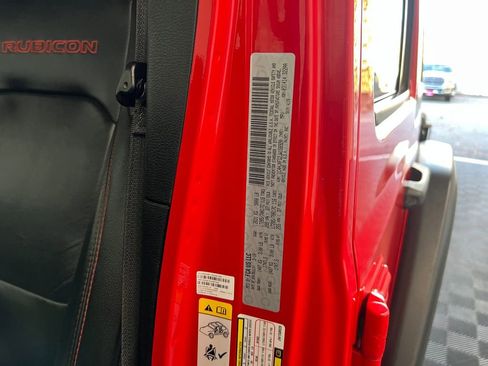 Used 2018 Jeep Wrangler Unlimited Rubicon image 19