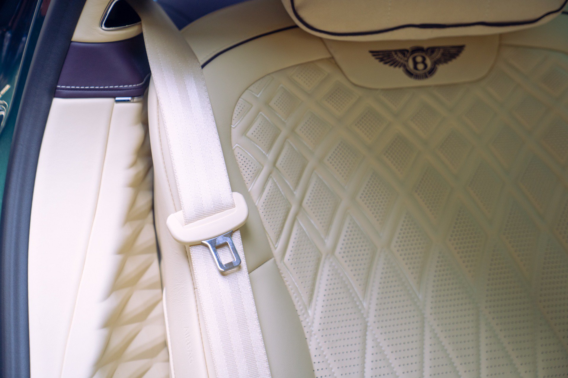 Used 2022 Bentley Flying Spur V8 AWD/4WD image 53