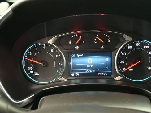 Used 2024 Chevrolet Equinox LS w/ LS Convenience Package image 9