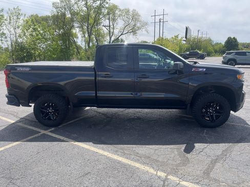 Used 2020 Chevrolet Silverado 1500 Custom Trail Boss w/ Custom Convenience Package AWD/4WD image 7