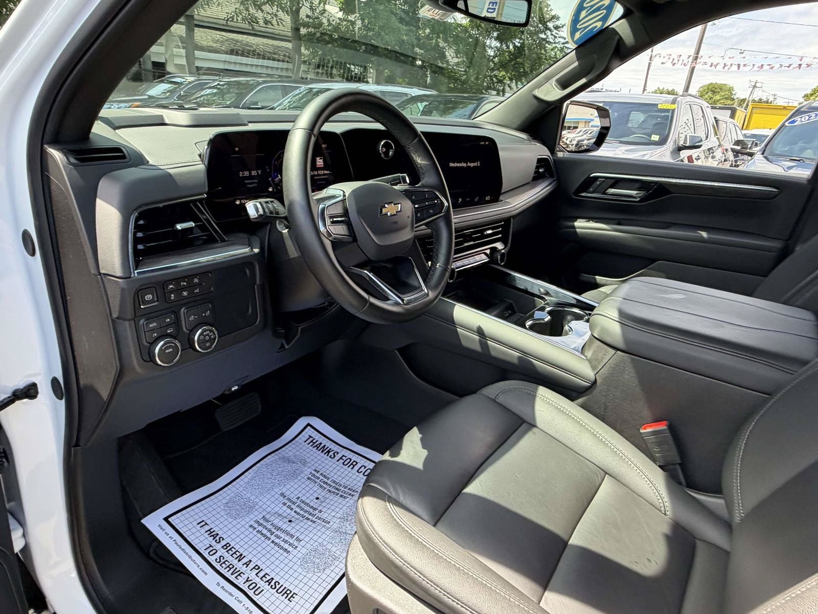 Certified 2026 Chevrolet Suburban LT w/ Comfort Package AWD/4WD image 13