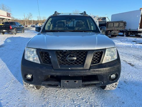 Used 2017 Nissan Frontier PRO-4X image 8