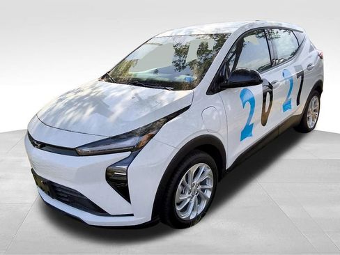 New 2027 Chevrolet Bolt LT w/ Comfort Package FWD image 10