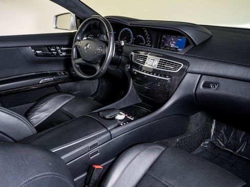 Used 2012 Mercedes-Benz CL 63 AMG image 14