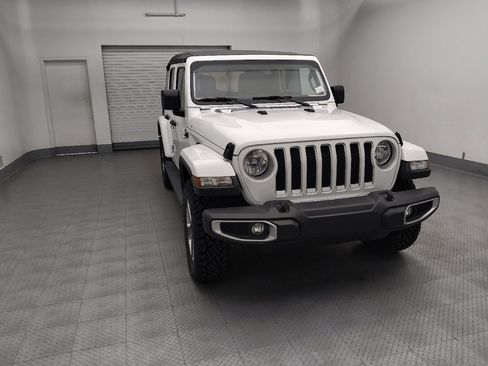 Used 2019 Jeep Wrangler Unlimited Sahara AWD/4WD image 14