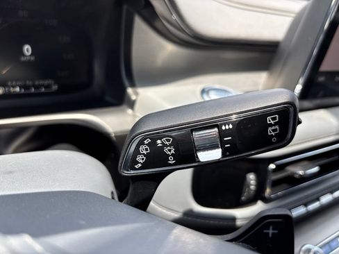 Used 2020 Lincoln Aviator Reserve w/ Equipment Group 202A AWD/4WD image 32