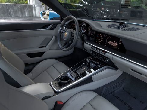 Certified 2022 Porsche 911 Carrera S RWD image 47