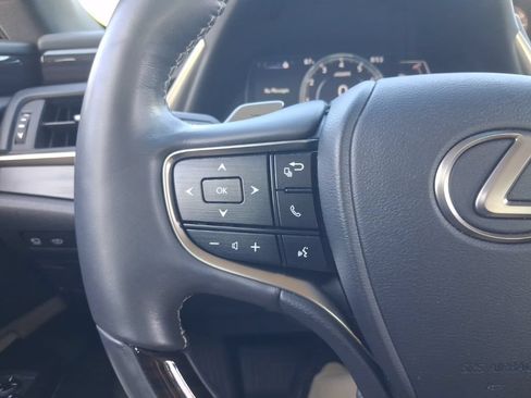 Used 2019 Lexus ES 350 Ultra Luxury w/ Accessory Package 2 FWD image 32