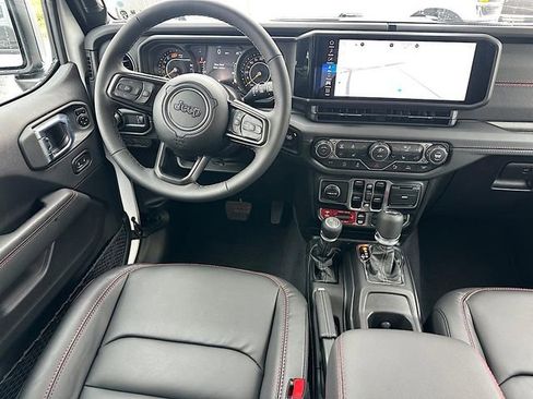 New 2026 Jeep Wrangler Unlimited Rubicon w/ Xtreme 35 Tire Package image 22