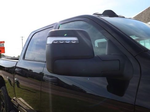 New 2026 RAM 2500 Big Horn AWD/4WD image 2