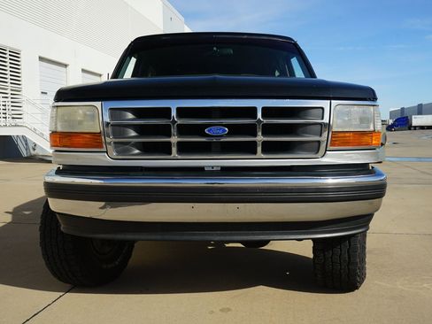Used 1995 Ford Bronco XLT image 24