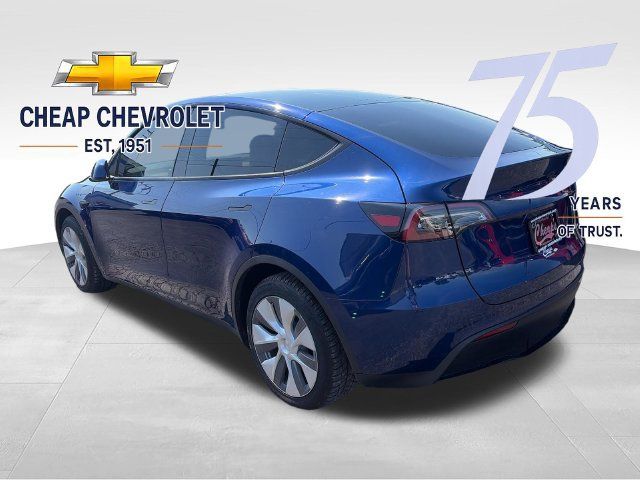 Used 2023 Tesla Model Y Long Range AWD/4WD image 3